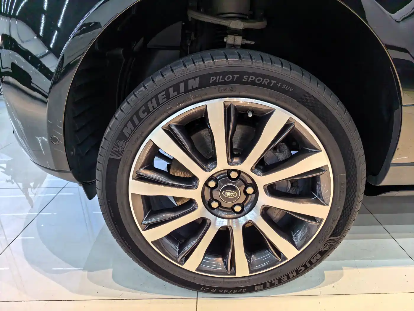 Land Rover Range Rover 2017 3.0 SC V6 AB Ultimate Autobiography LWB фото 16