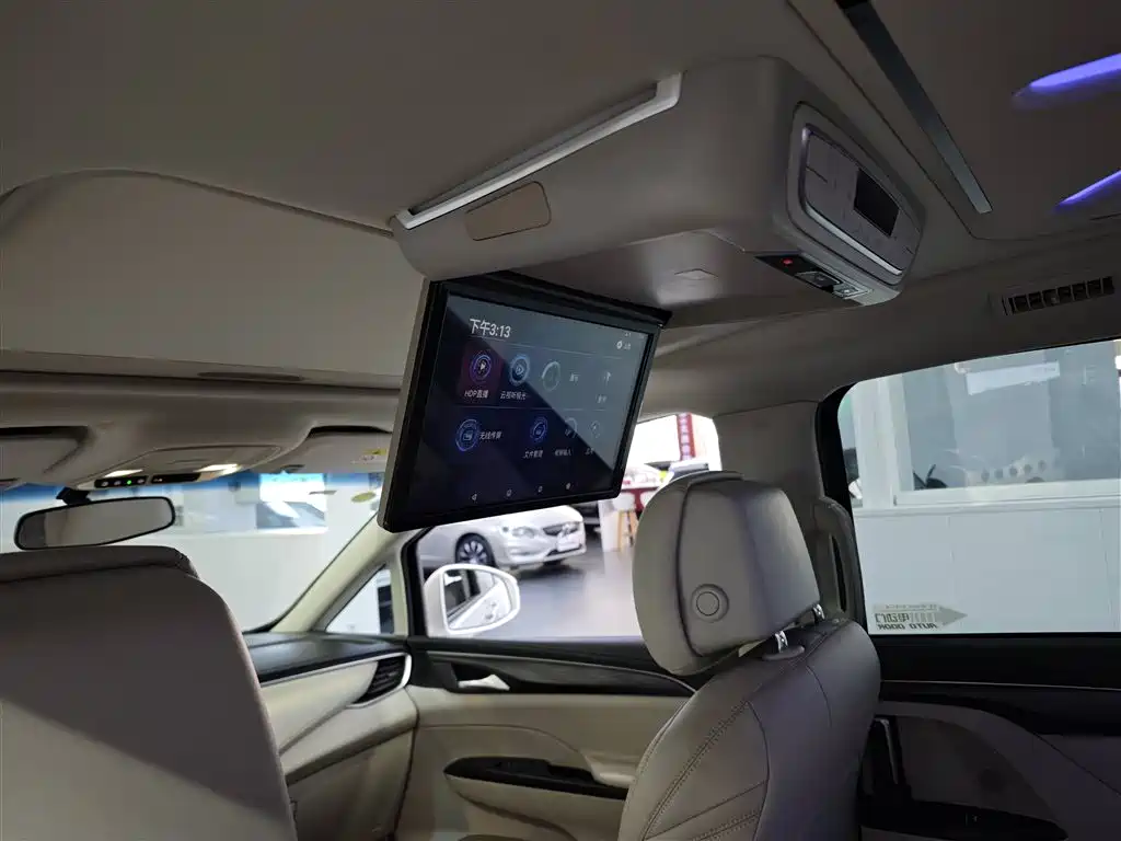 Buick GL8 2021 ES Landlord 653T Comfort фото 20