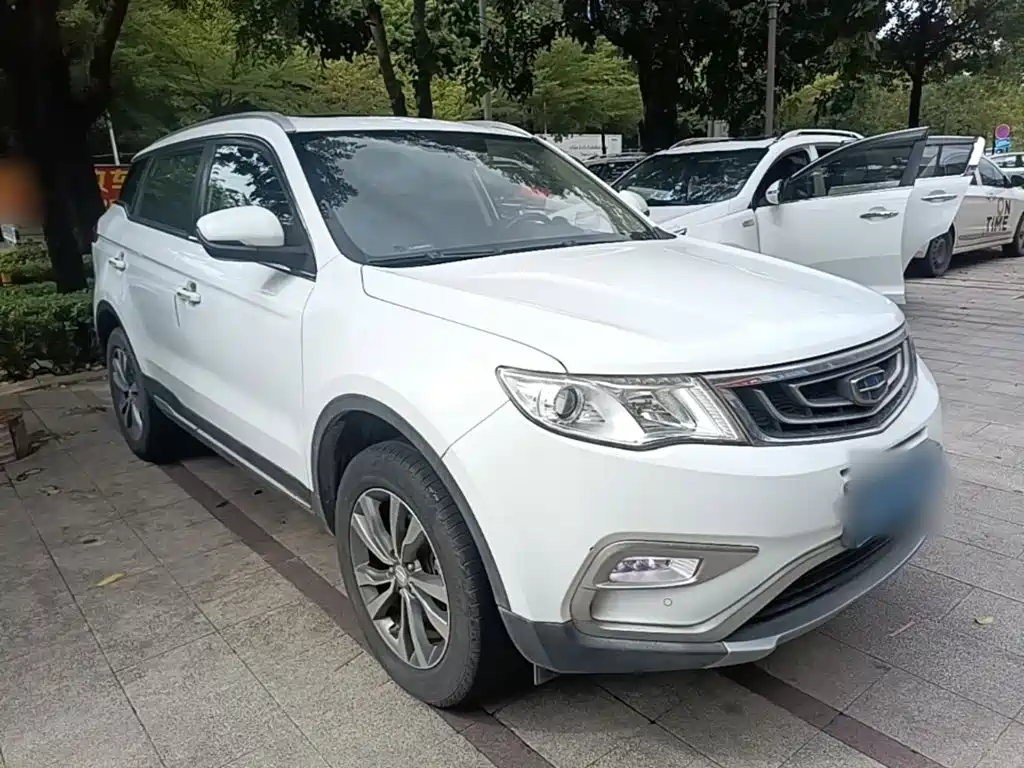 Geely Boyue 2016 2016 2.0L Manual Smart Connectivity