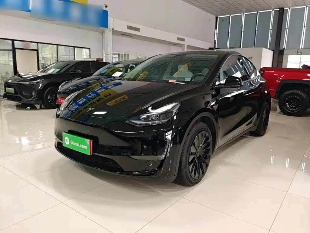 Tesla Model Y 2022