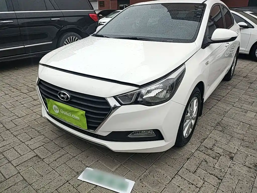 HYUNDAI ACCEPT