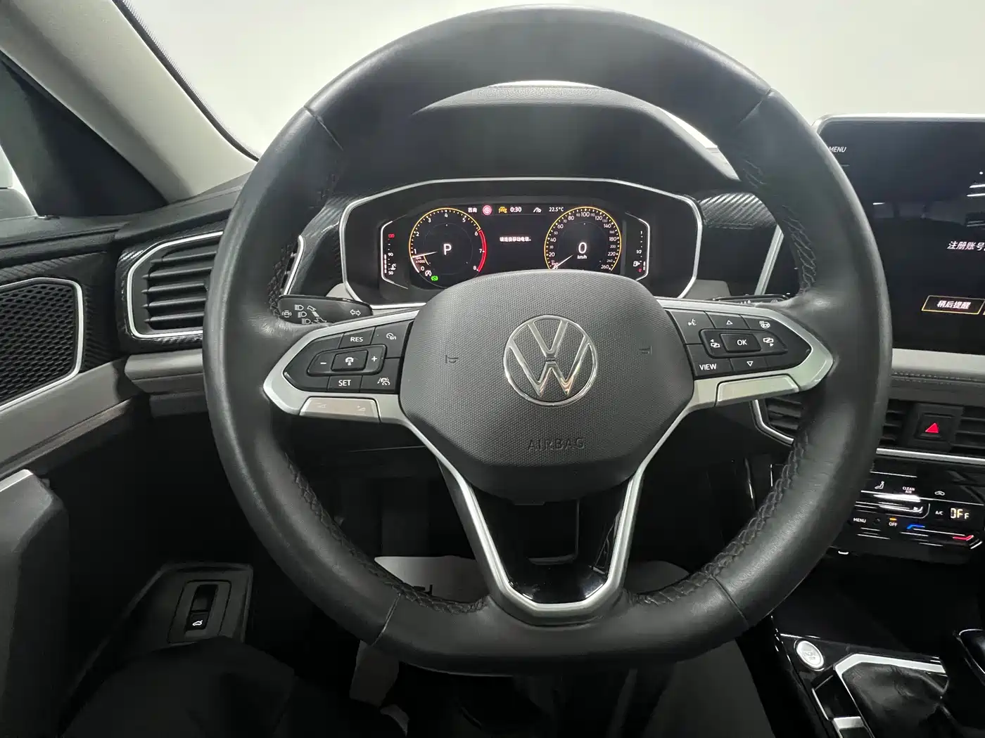 Volkswagen Tayron 2023 280TSI 2WD Luxury Plus Advanced Edition фото 19