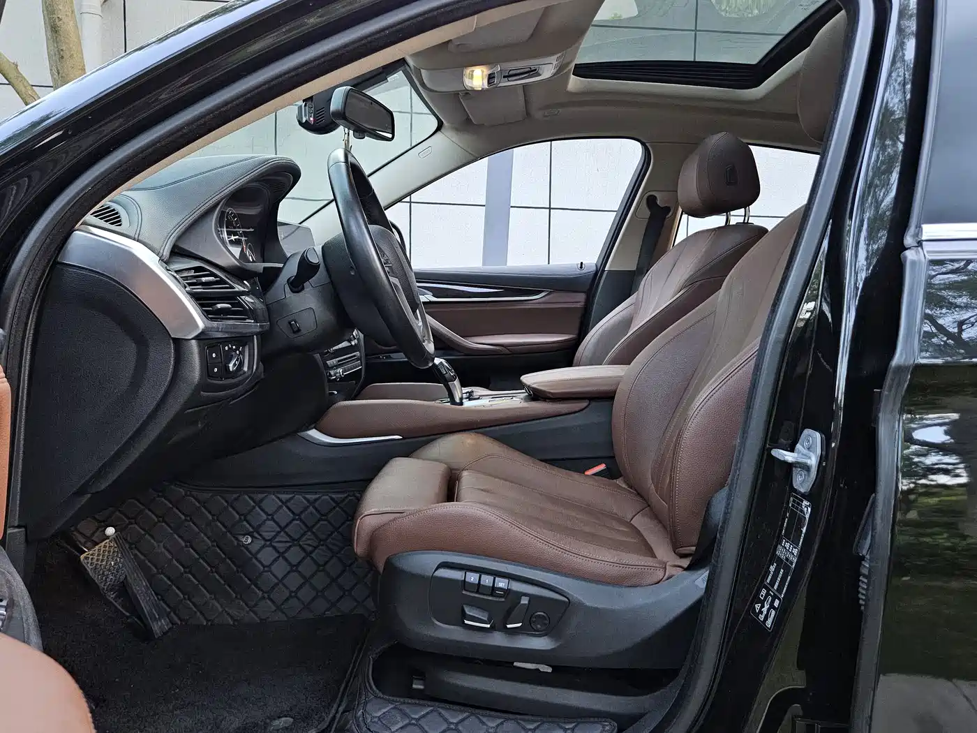 BMW X6 2015 xDrive28i фото 4