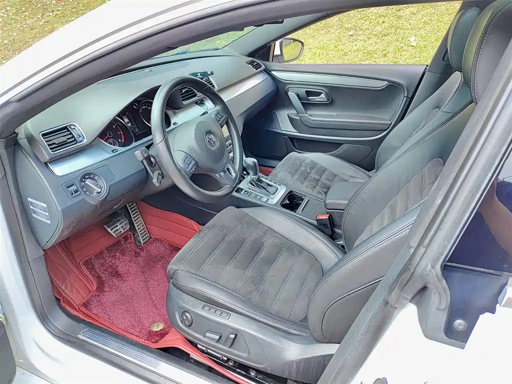 Volkswagen FAW-Volkswagen CC 2016 Model 1.8TSI Luxury фото 7