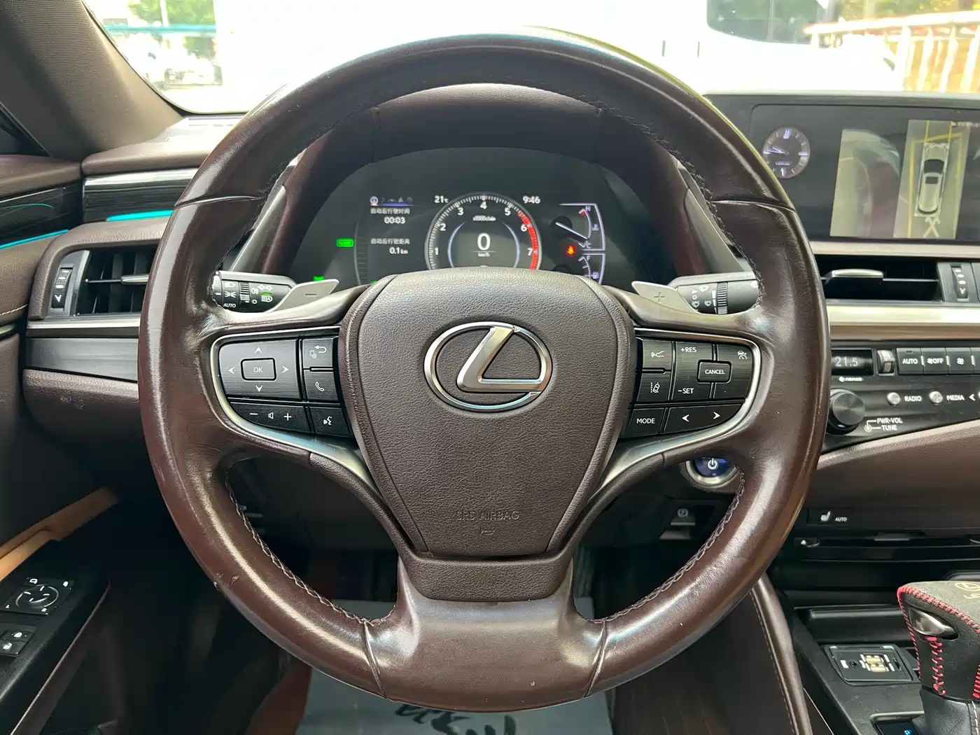 Lexus ES 2018 300h Excellence Edition China V фото 5