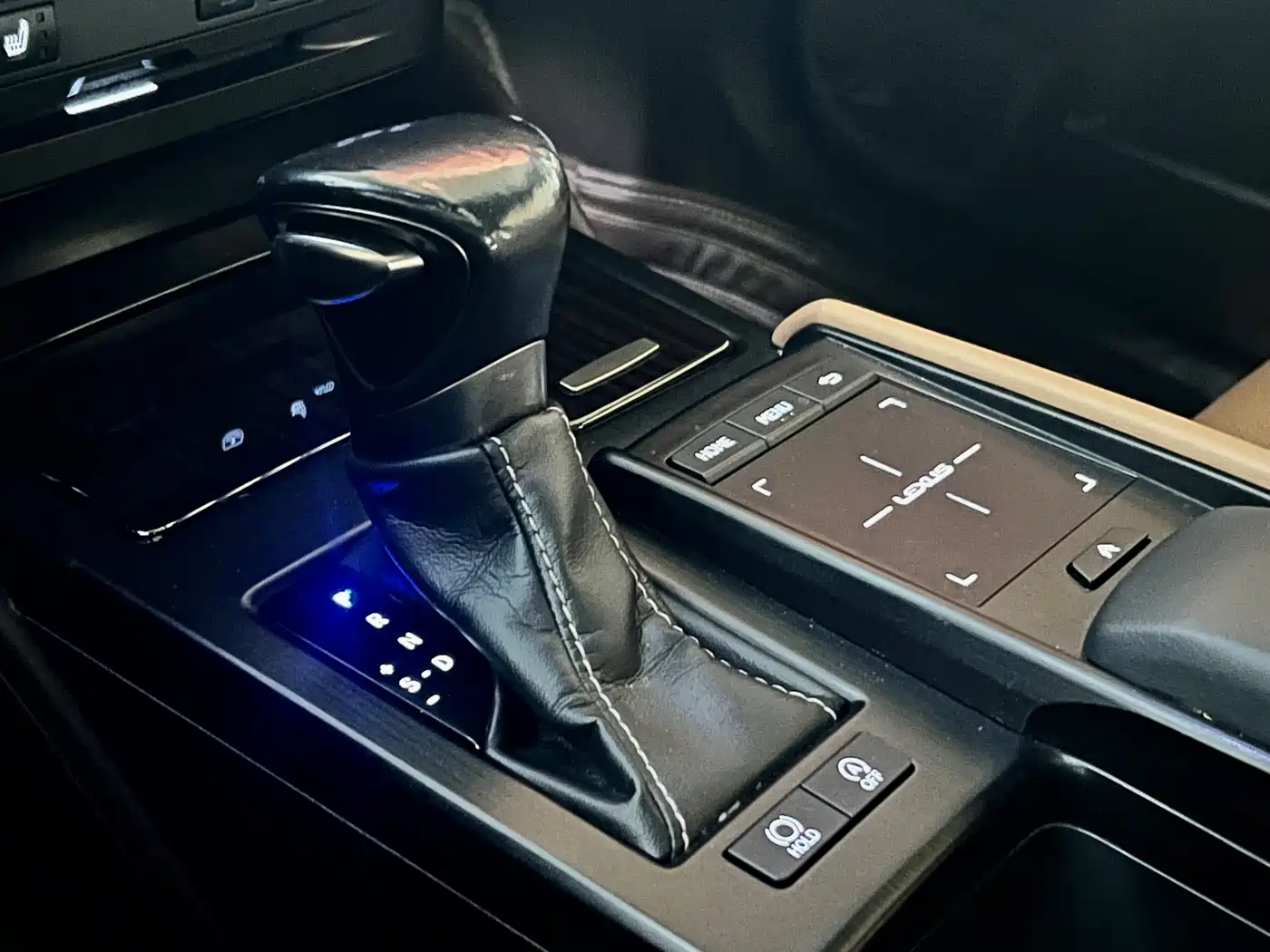 Lexus ES 2018 200 Luxury Edition China V фото 14