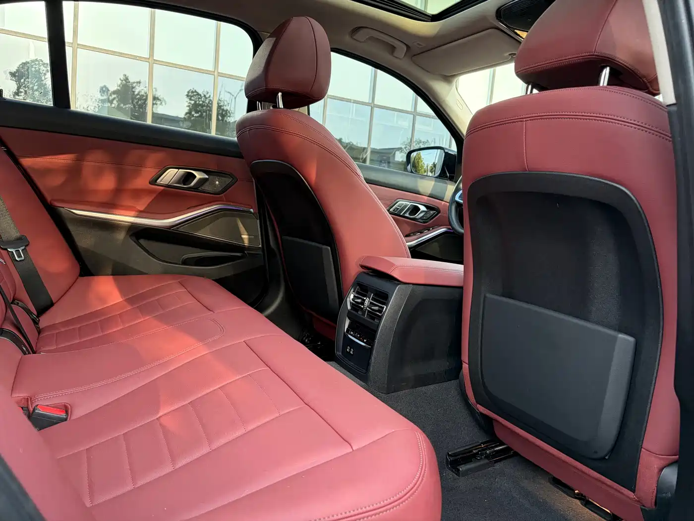 BMW 3 Series 2021 Second Facelift 325i M Sport Night Package фото 12