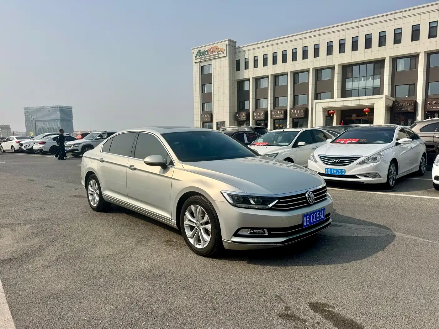 Volkswagen Magotan 2017 330TSI DSG Luxury фото 3