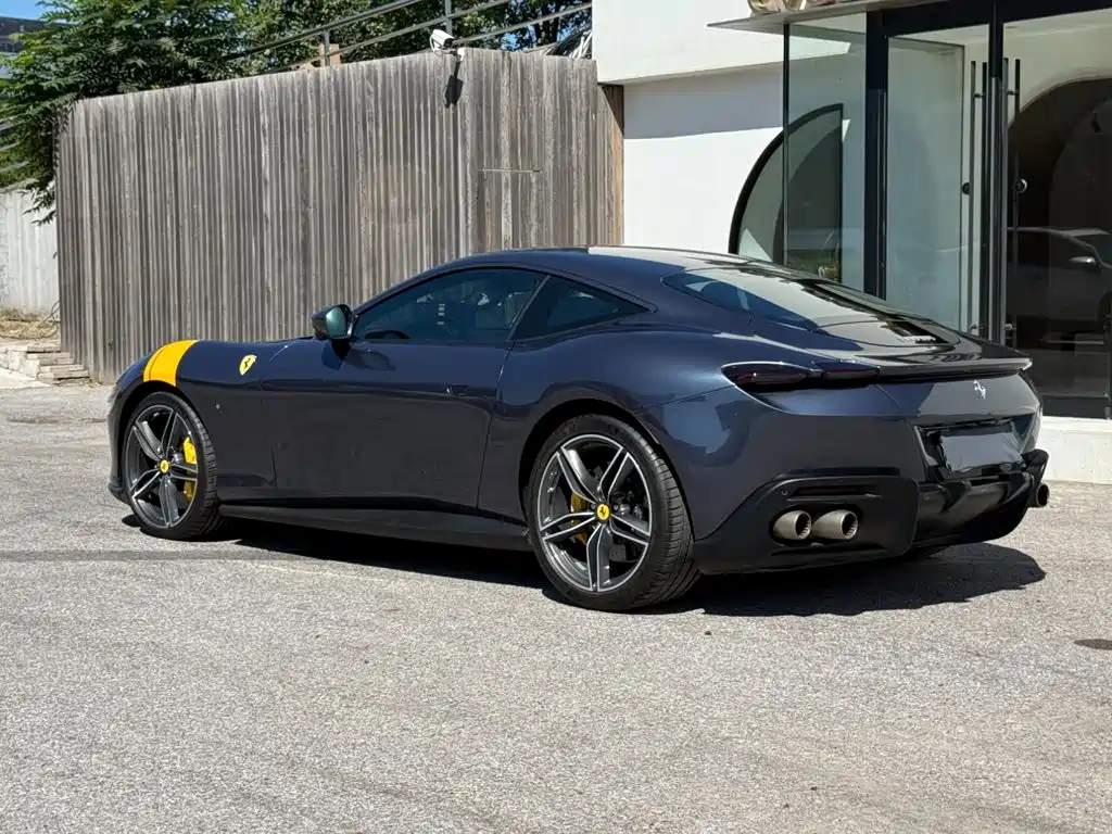 Ferrari Roma 2021 2020 3.9T V8