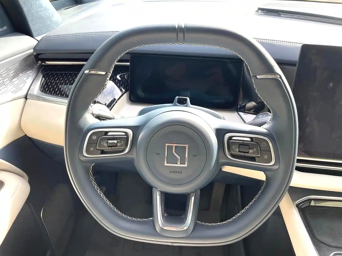 ZEEKR EXTREME KRYPTON 009