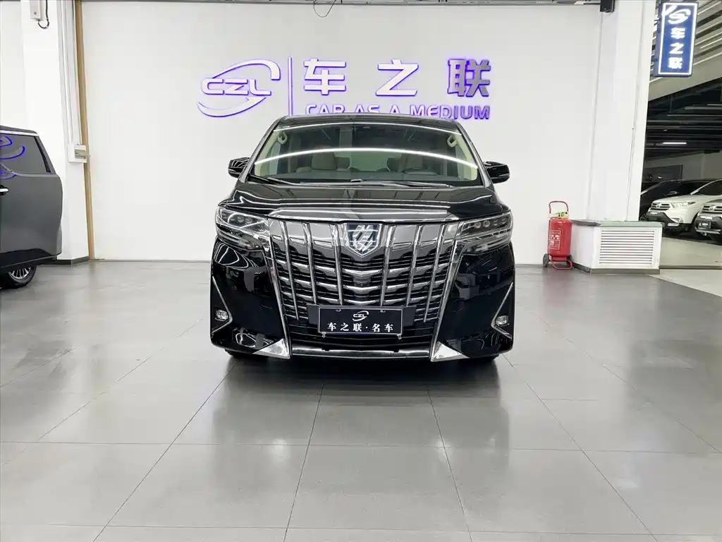 Toyota Alphard 2020 Hybrid 2.5L Premium Edition фото 2