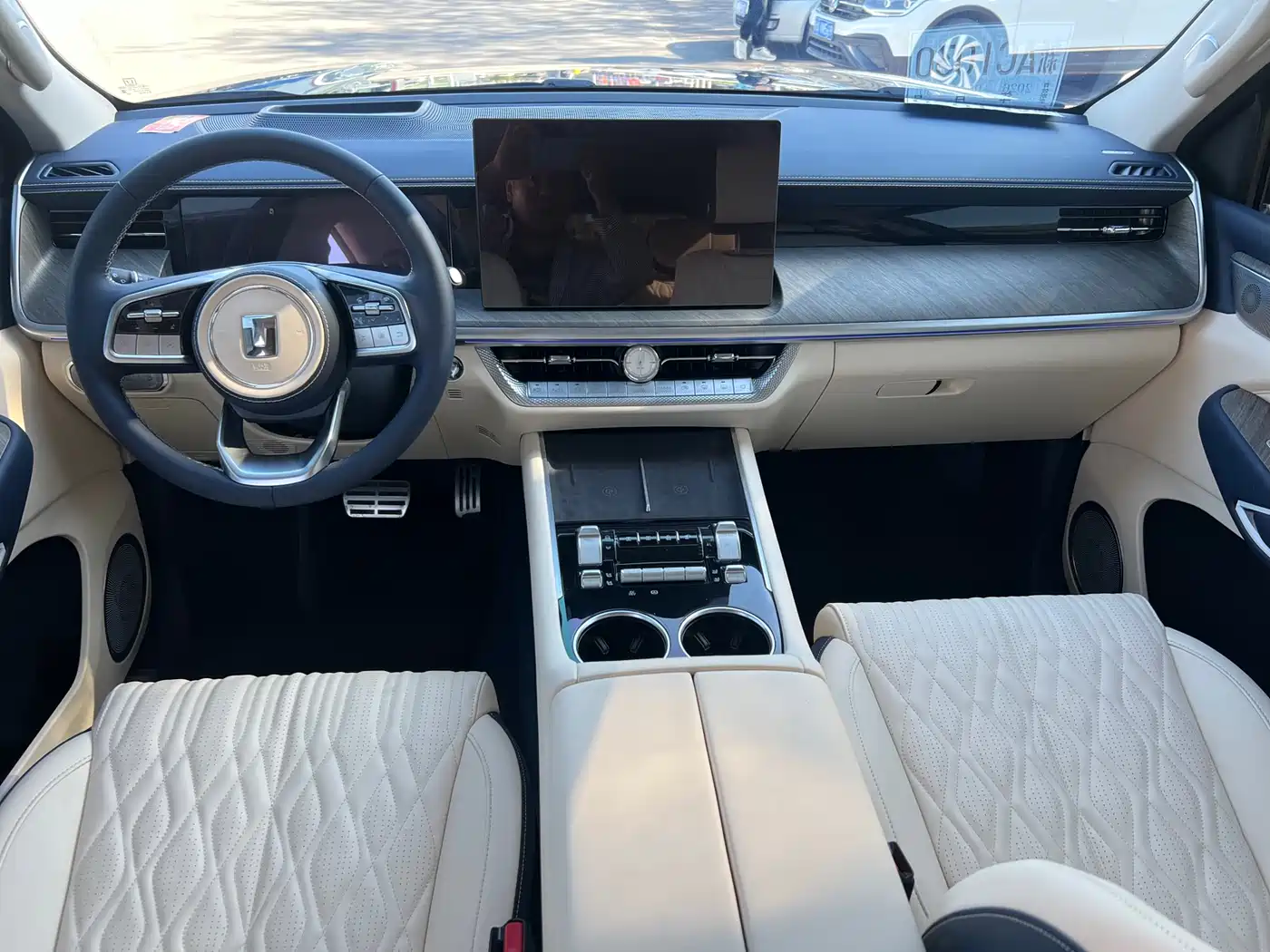 Tank 500 EV 2026 Hi4-Z Smart Edition фото 6