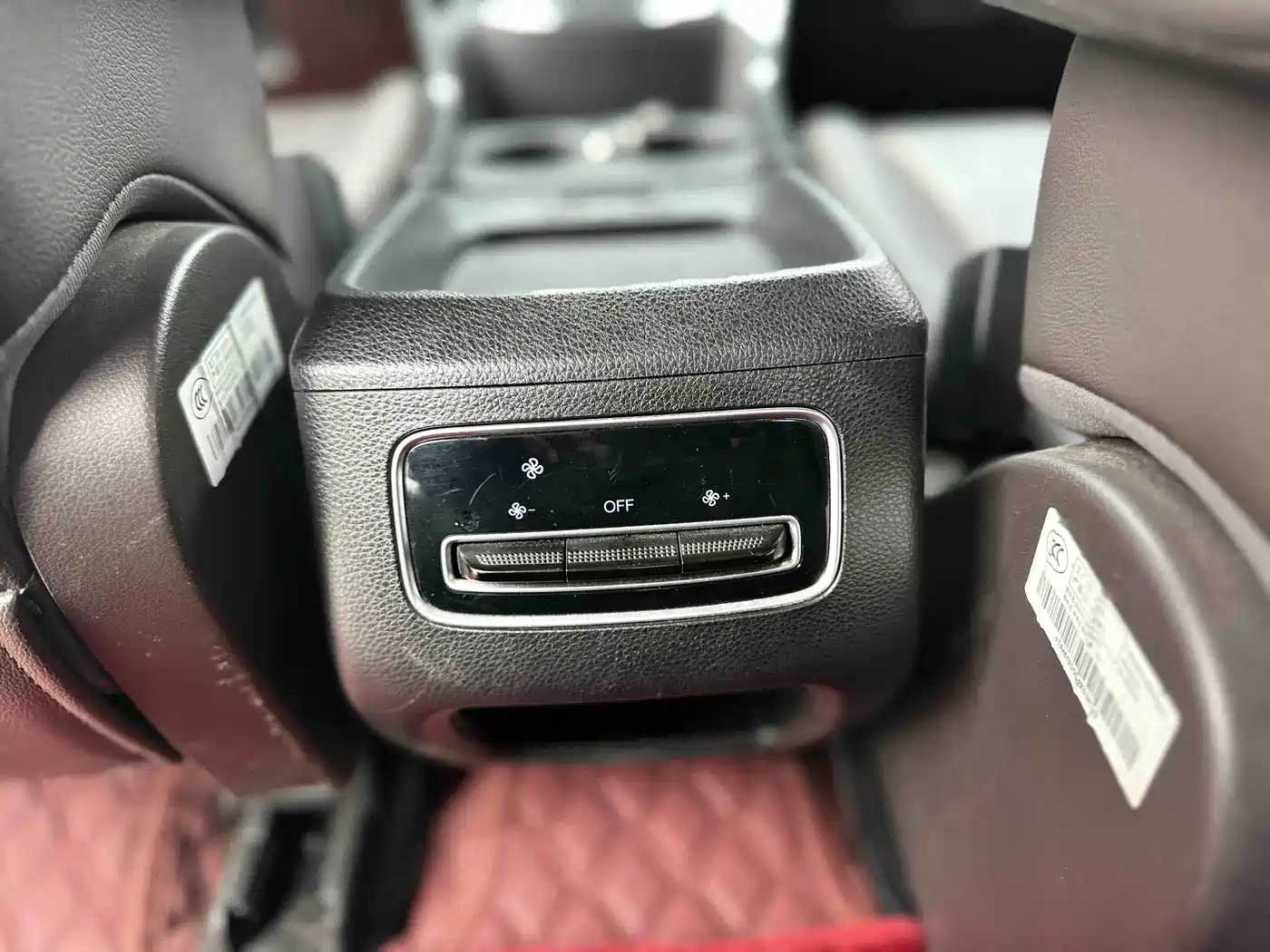 GAC Trumpchi Trumpchi M6 2019 270T DCT Luxury Edition (7-seater) (China VI) фото 20