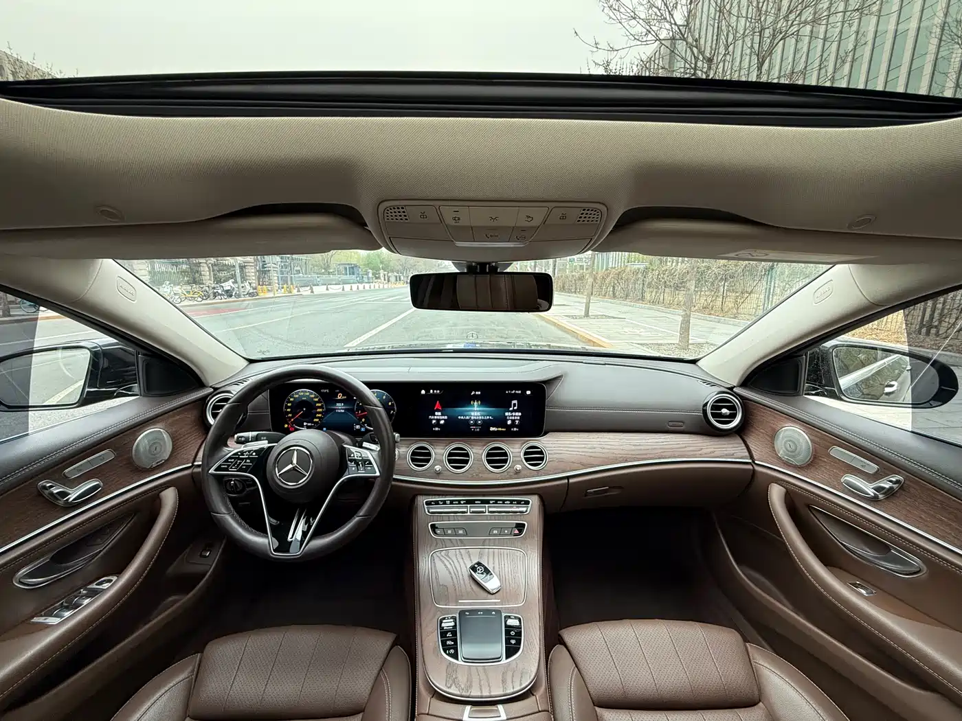 MERCEDES-BENZ E CLASS