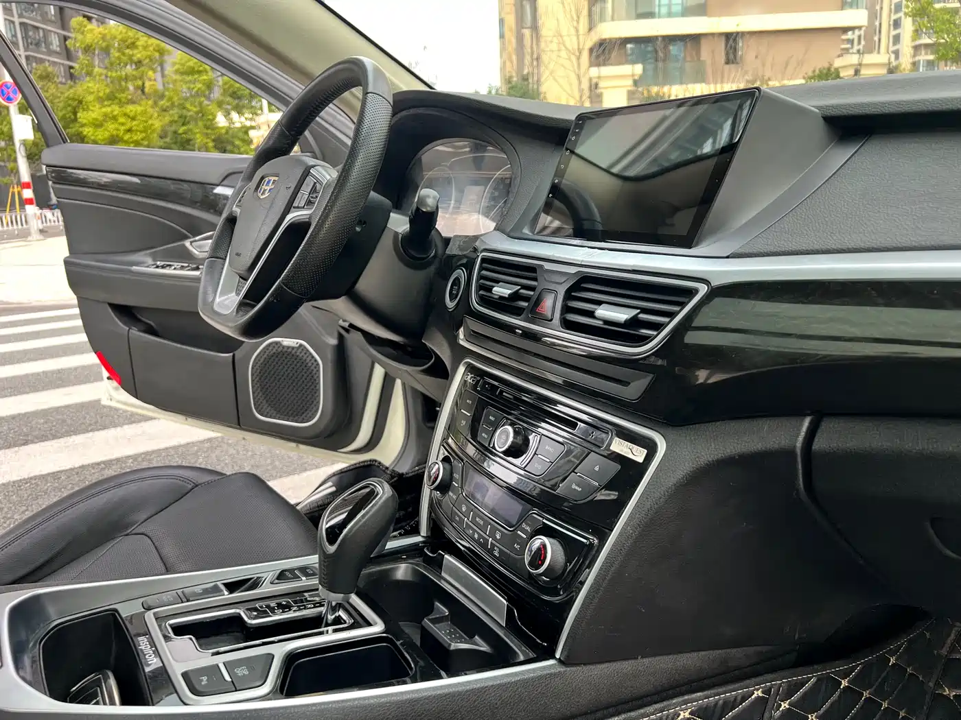 Geely Borui 2015 2015 2.4L Comfort
