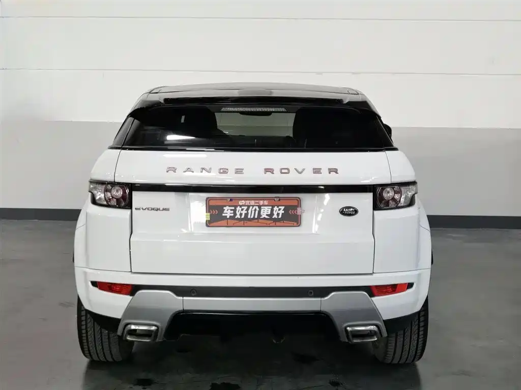 Land Rover Range Rover Evoque (Import) 2012 2.0T 3-door Sport Edition фото 4
