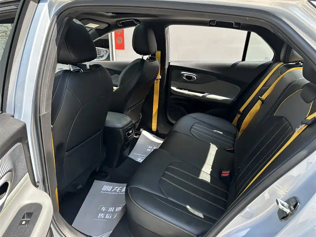 GAC Trumpchi Trumpchi Emkoo 2023 Shadow Leopard H High-Efficiency Hybrid фото 11