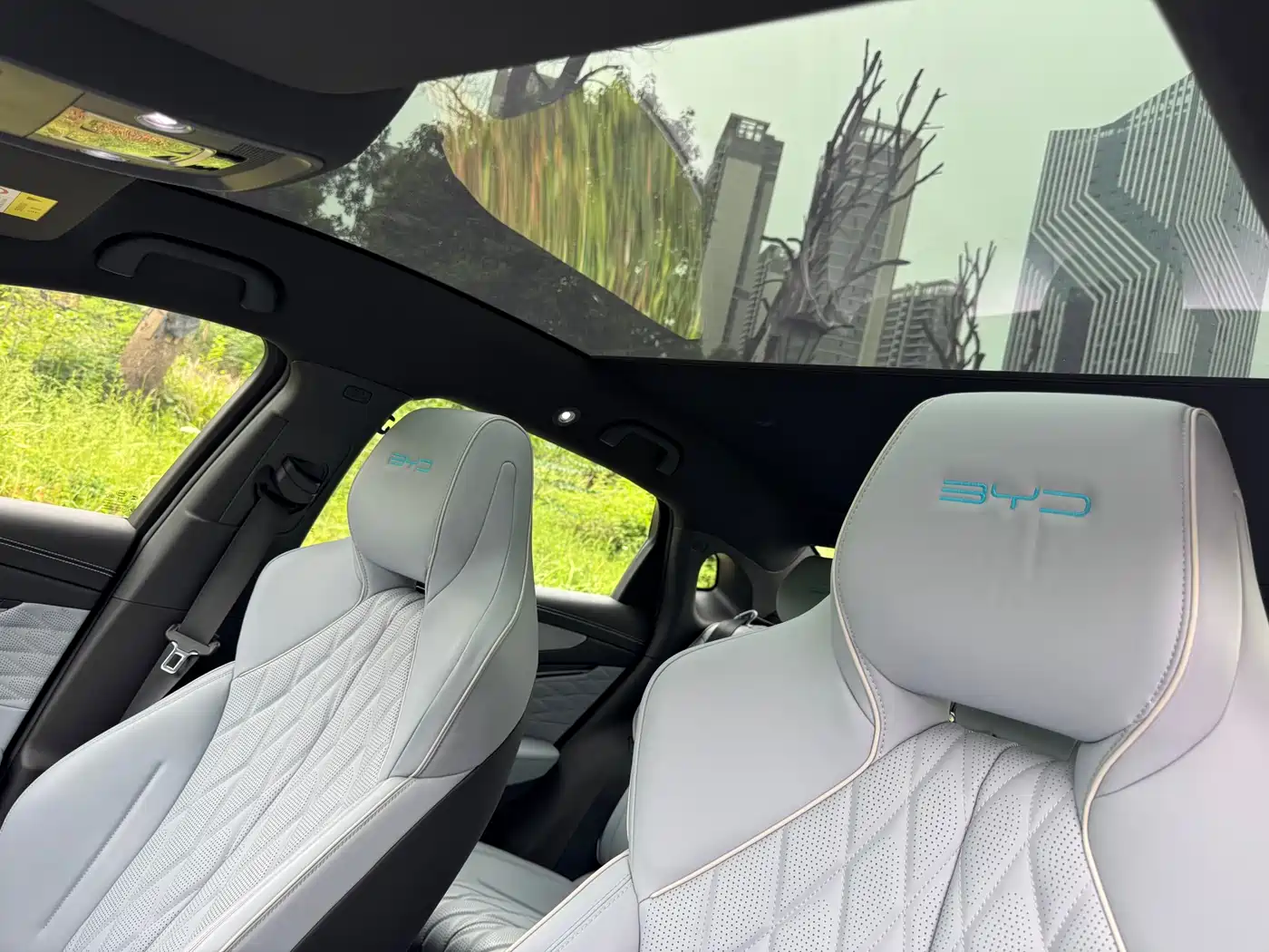 BYD Seal 2022 550km Standard Range RWD Elite фото 10