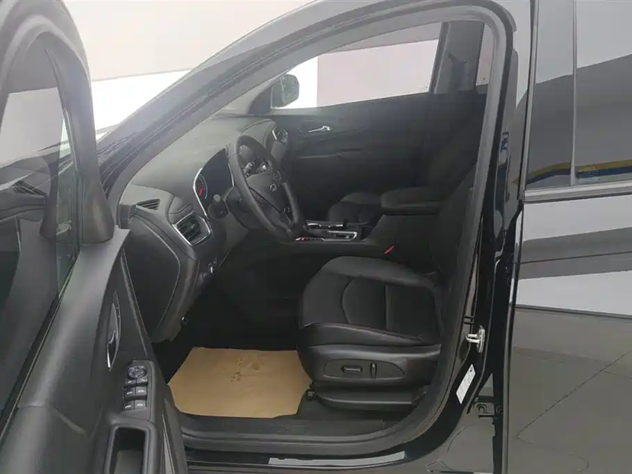 Chevrolet Equinox 2019 Redline 550T Automatic AWD Explorer RS Edition (China V) фото 9