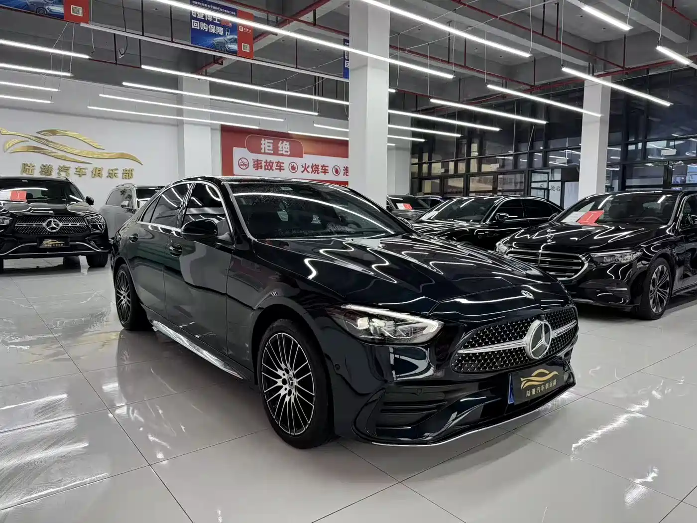Mercedes-Benz C-Class 2025 C 260 L Sport Edition фото 3