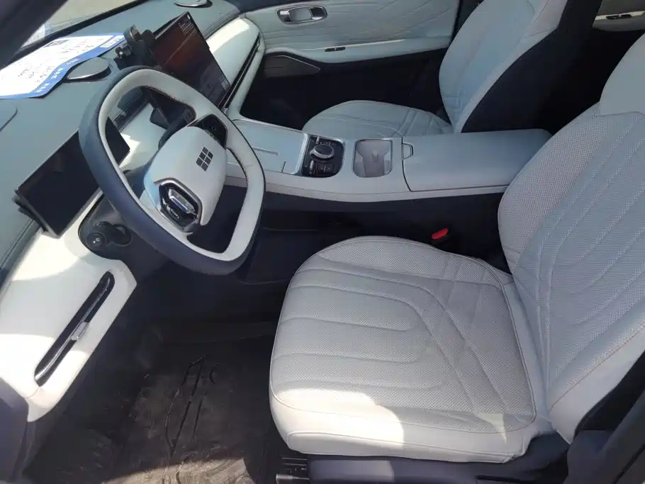 Geely Galaxy Galaxy Starship 7 EM-i 2025 2025 Model 120km Explorer+ Edition