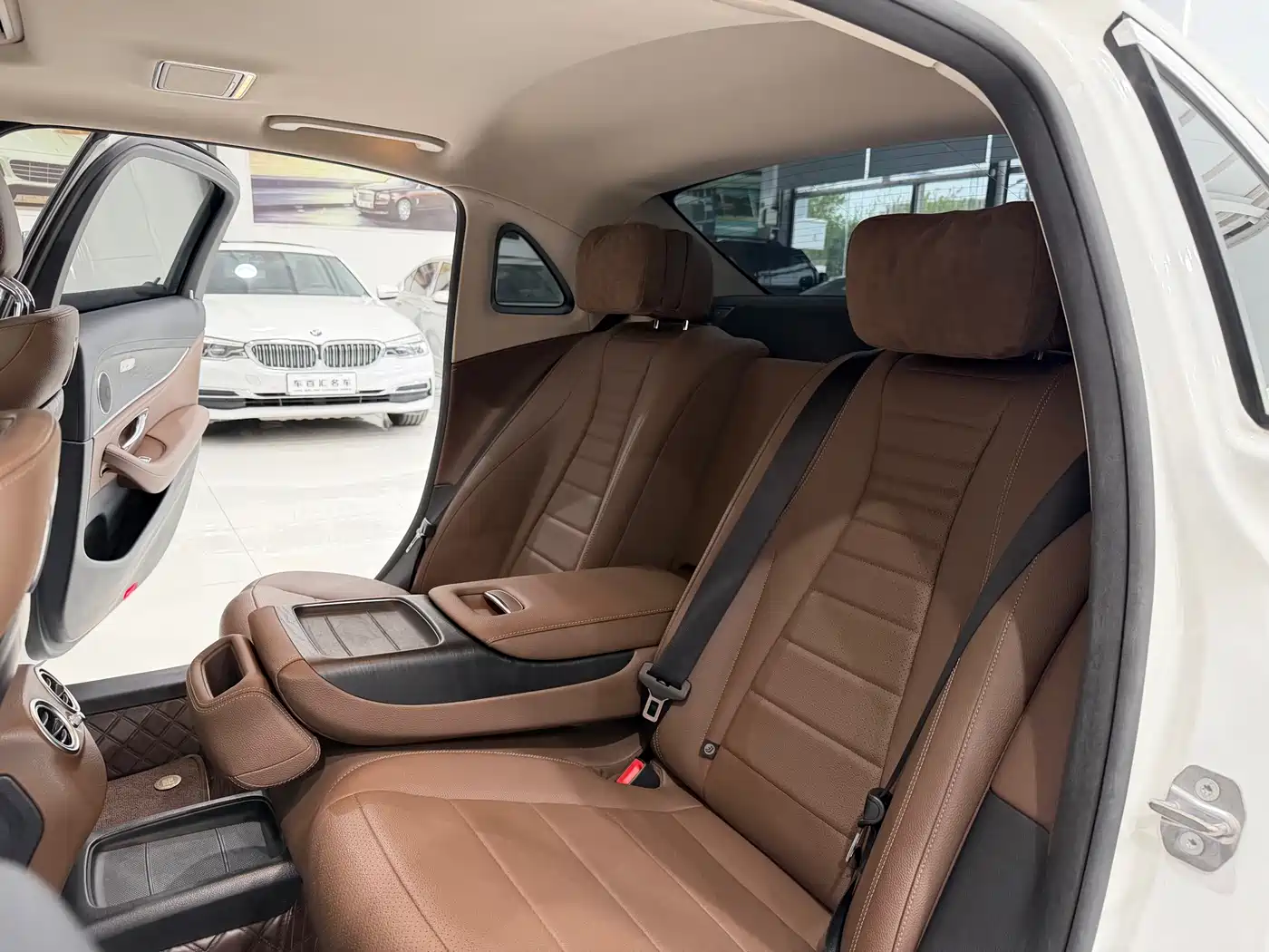 Mercedes-Benz E-Class 2018 E 200 L Sport фото 6