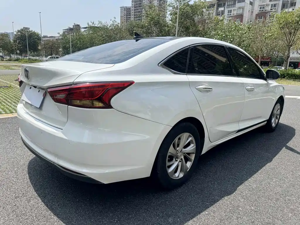 Changan Raeton CC 2019 2018 1.5T Automatic Elegance Starry Sky Edition China V