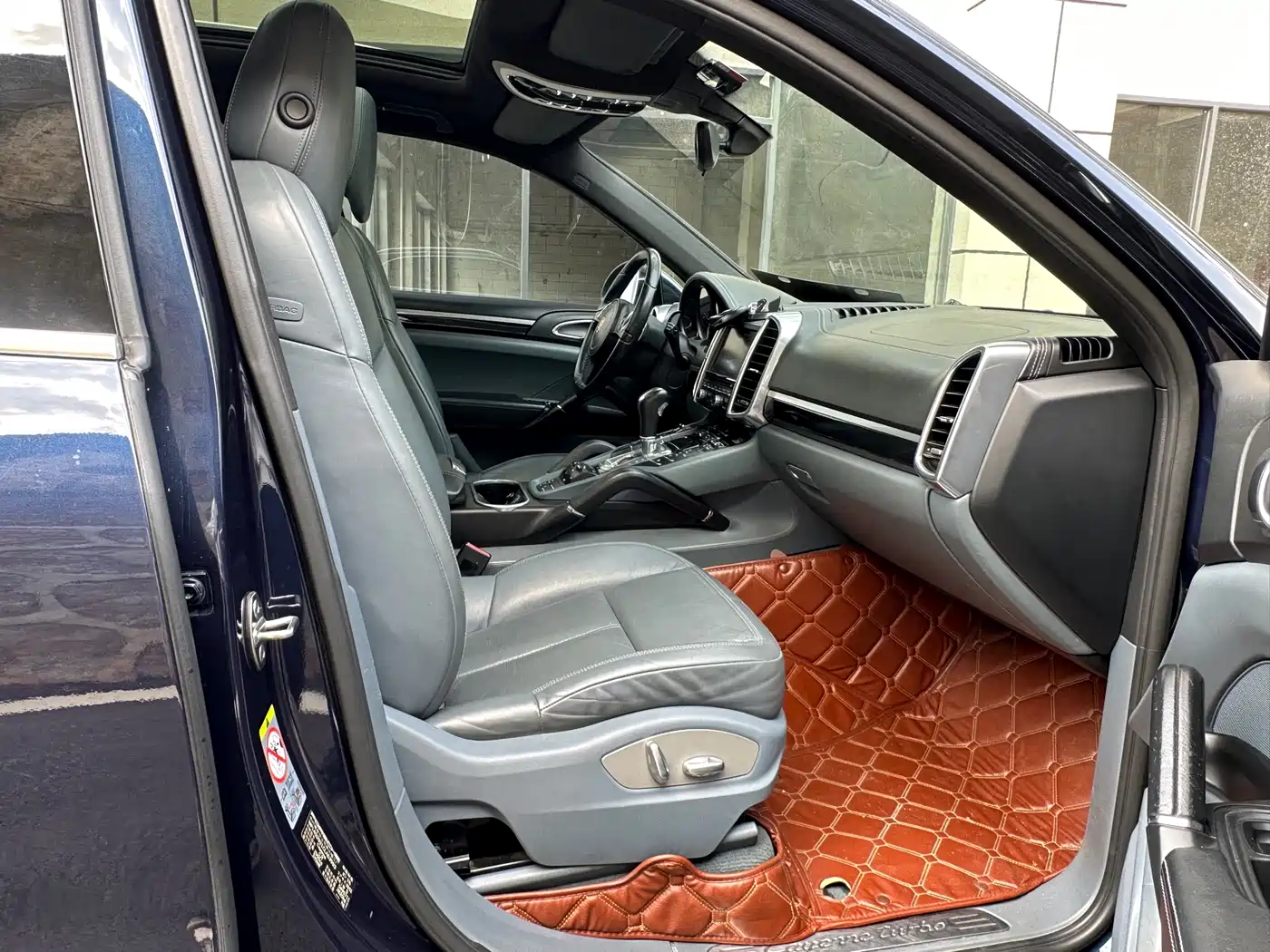Porsche Cayenne 2011 Cayenne 3.0T фото 9