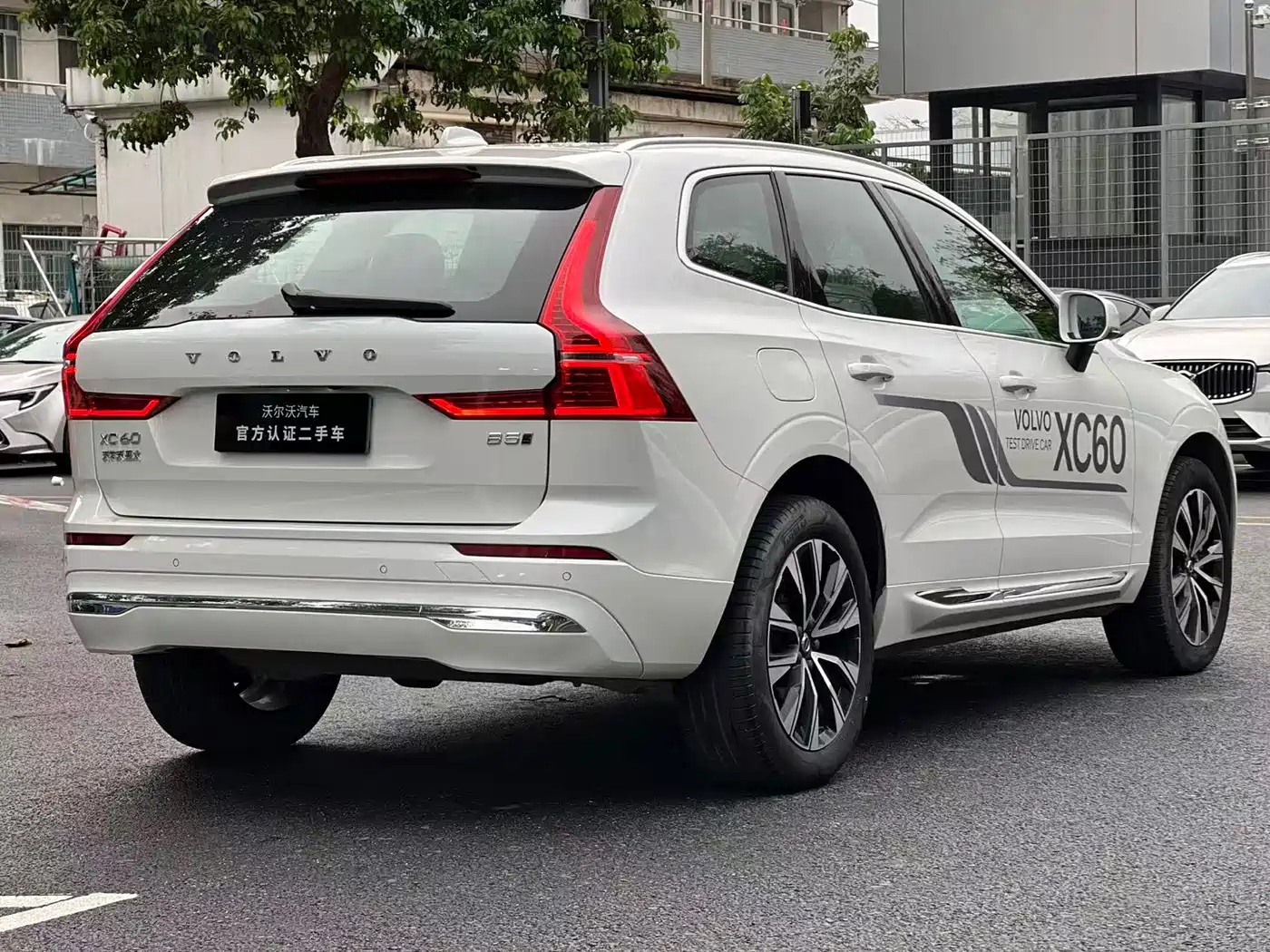 VOLVO XC60