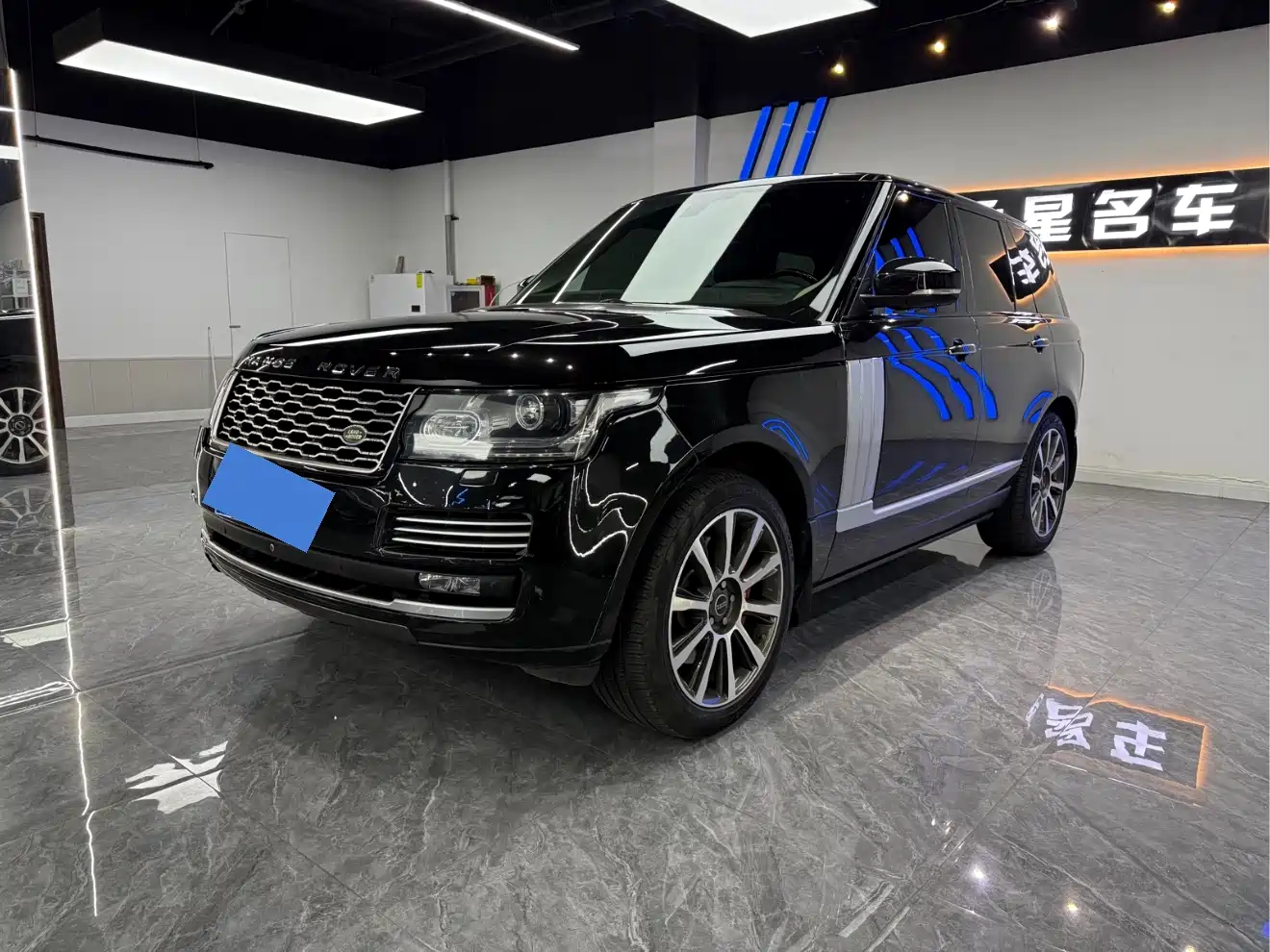 LAND ROVER RANGE ROVER