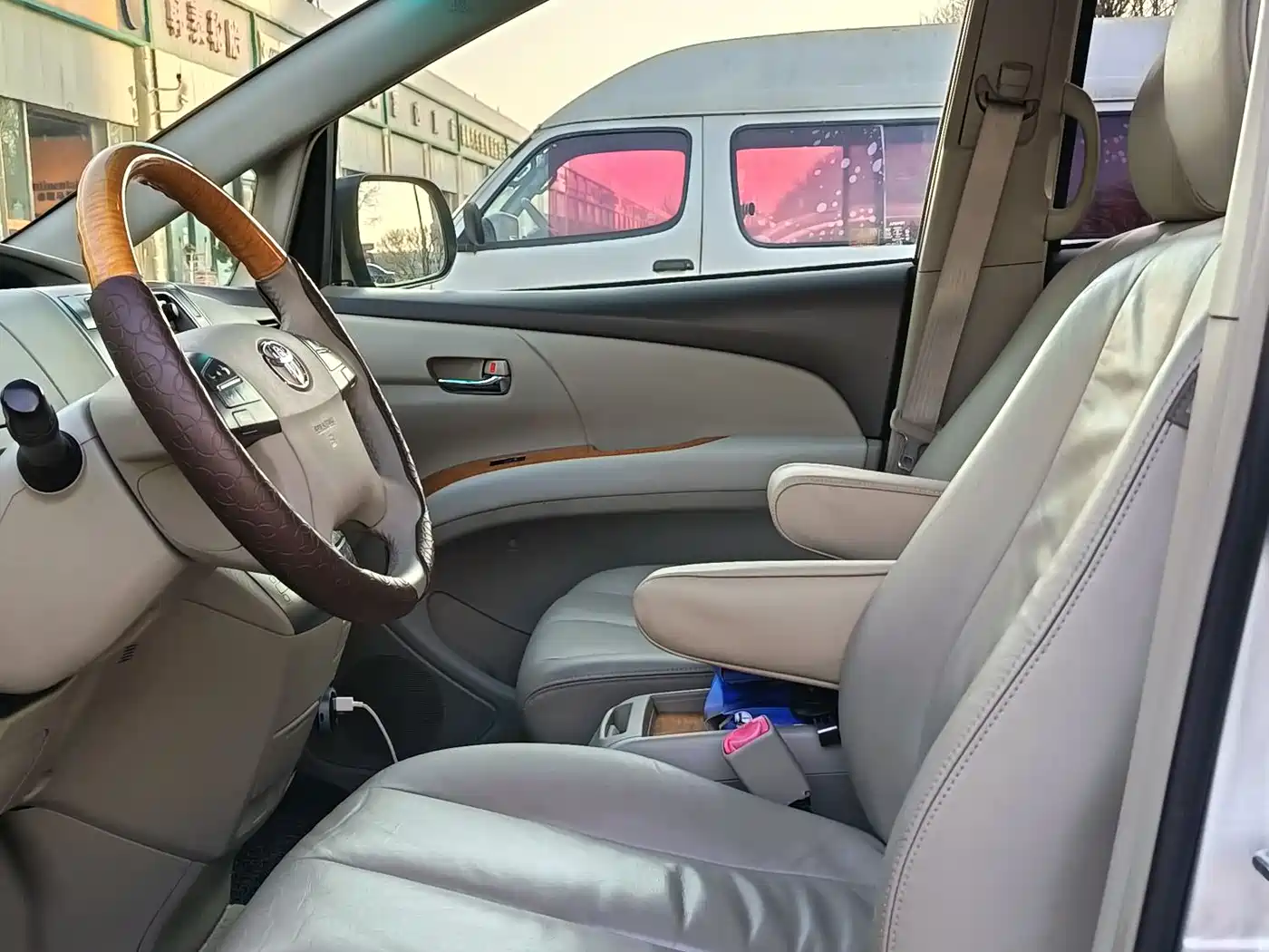 Toyota Previa 2007 3.5L 7-Seater Luxury фото 19