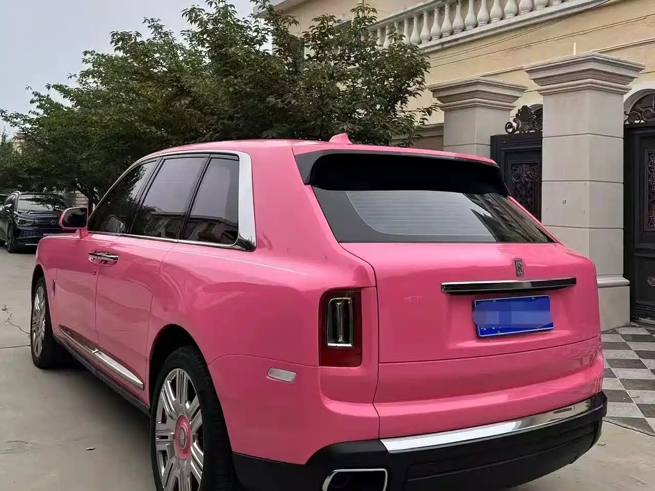 ROLLS-ROYCE CULLINAN