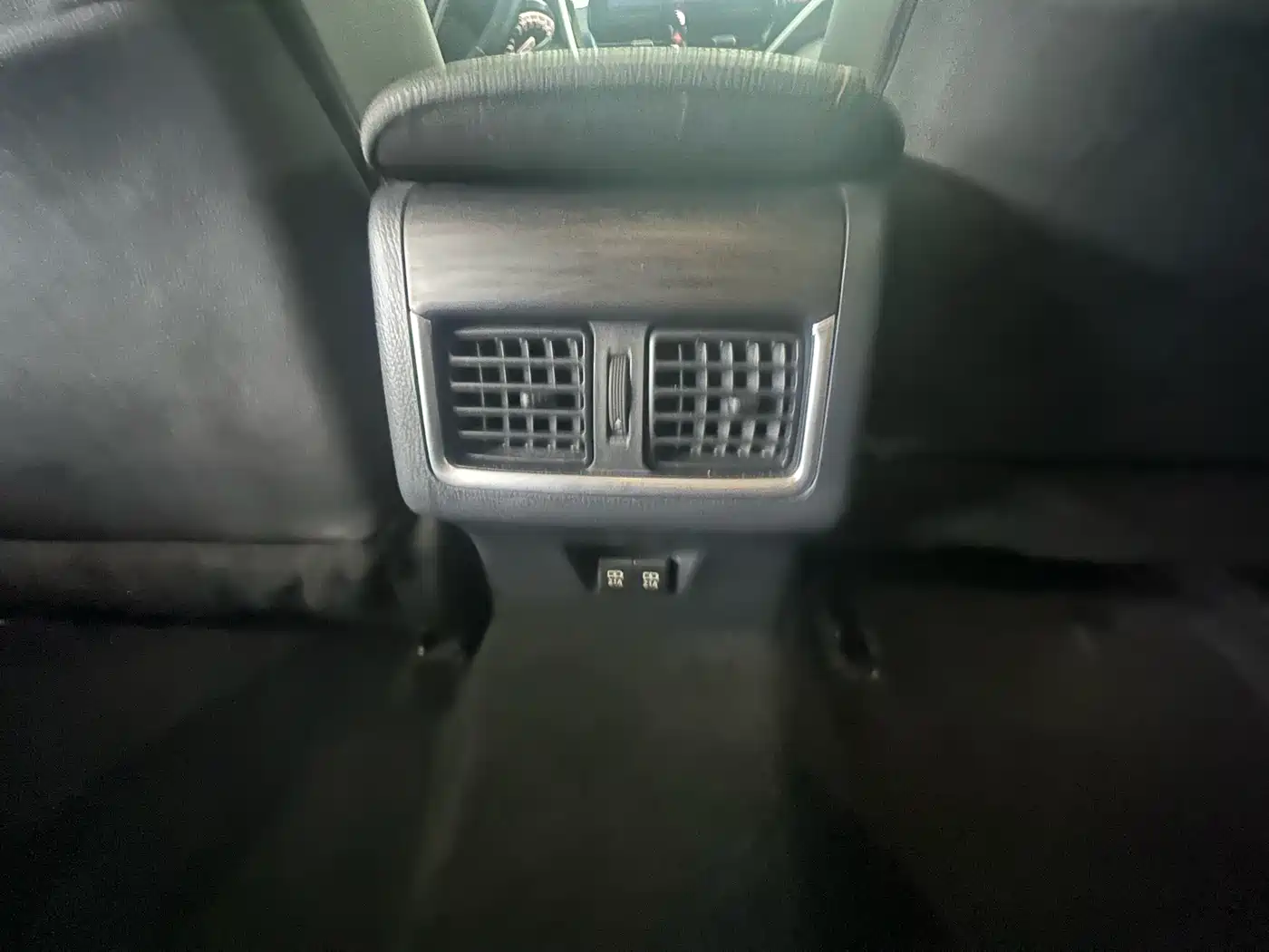 Toyota Camry 2021 2.0G Luxury Edition фото 14