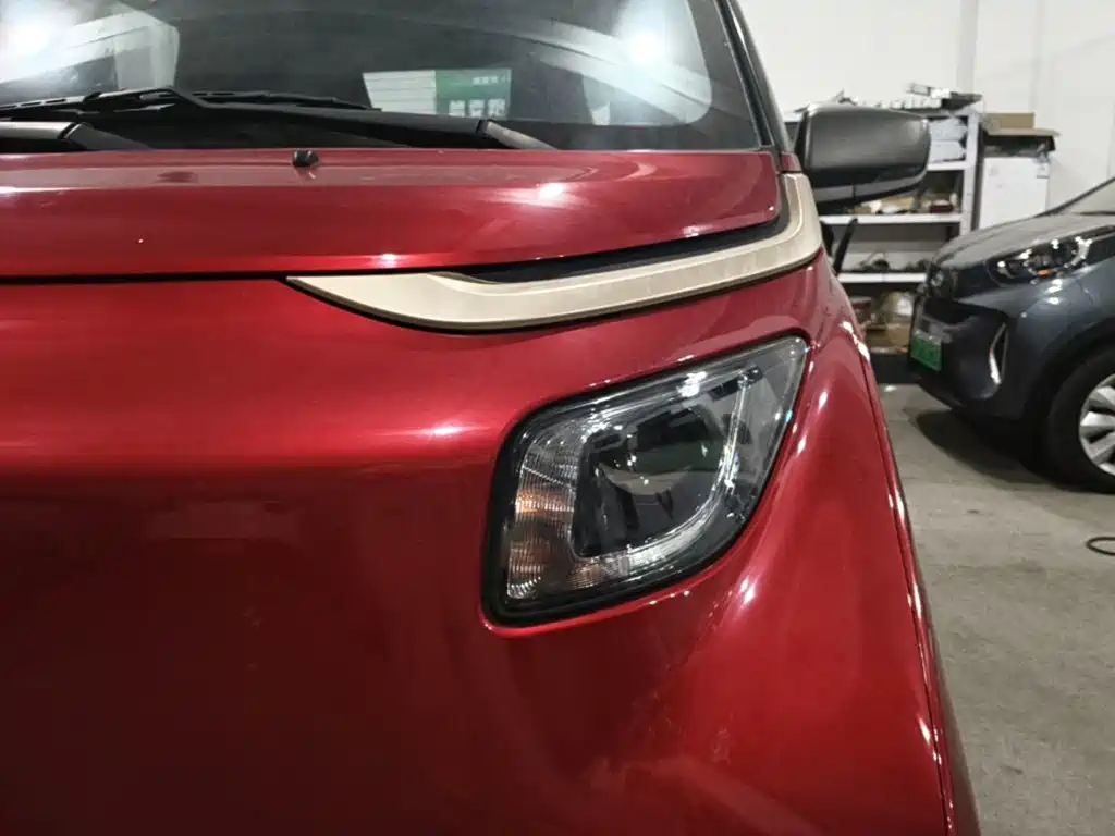 Фото 24 - Baojun E200