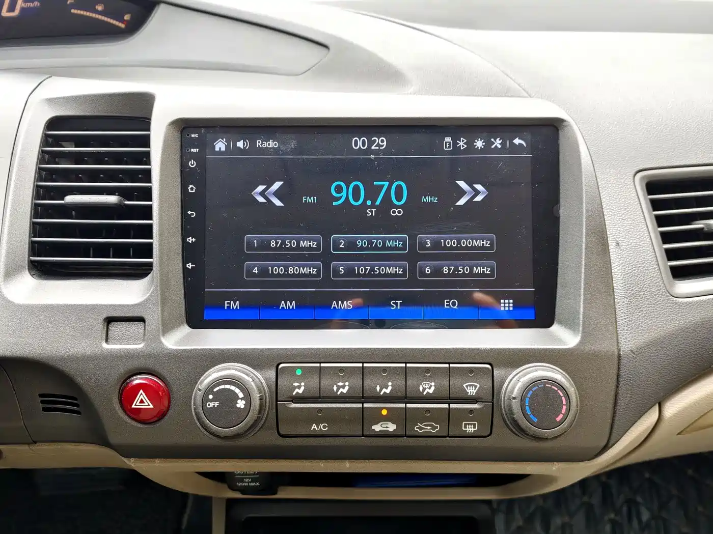 CIIMO CIIMO 2012 2012 1.8L Automatic