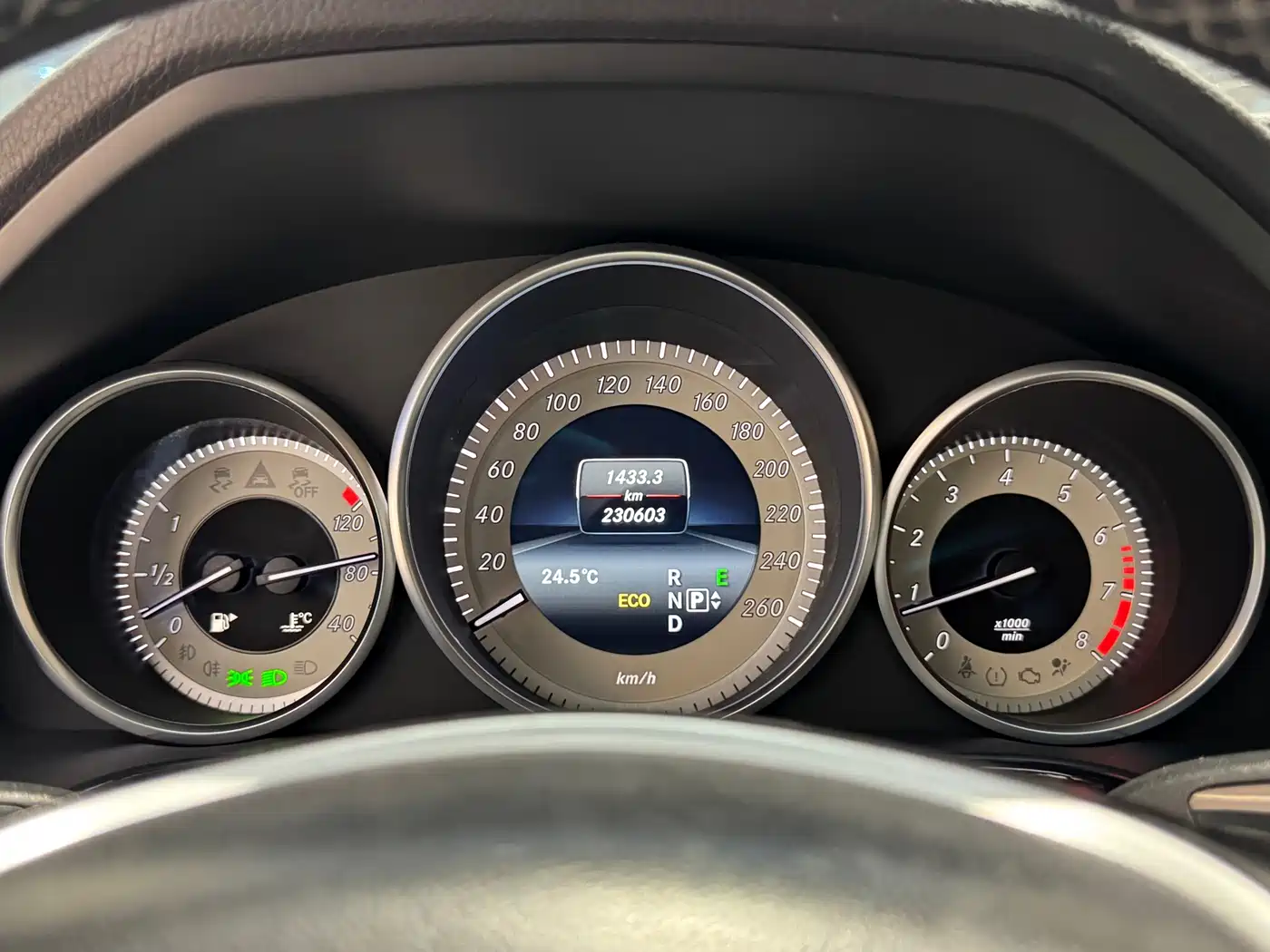 Mercedes-Benz E-Class 2014 E 260 L Sport фото 12