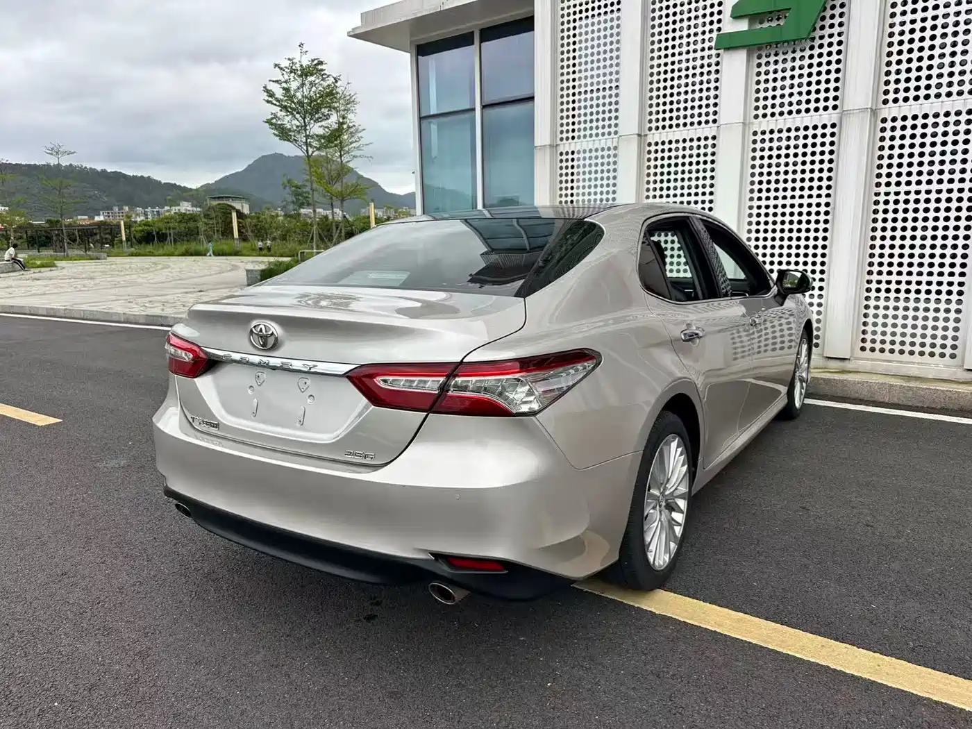 Toyota Camry 2019 2.5G Luxury (China V) фото 28