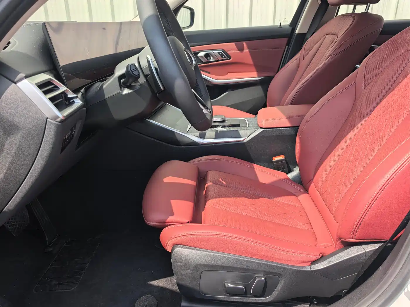 BMW 3 Series 2025 325Li M Sport Package фото 6