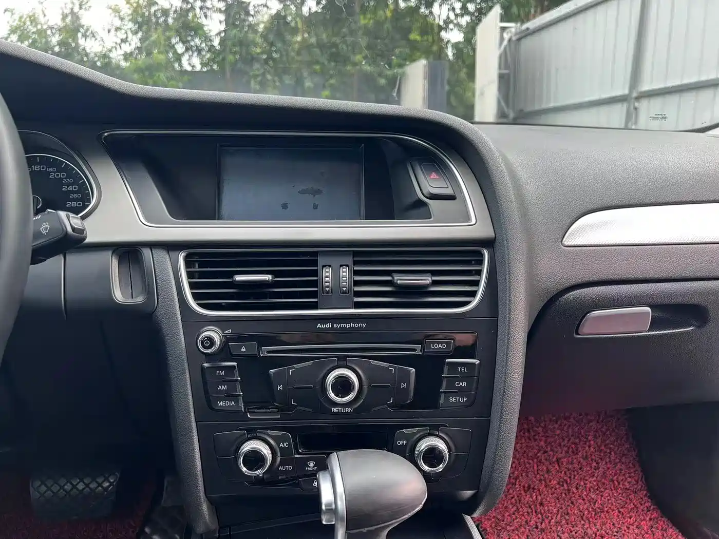 Photo 13 - Audi A4L