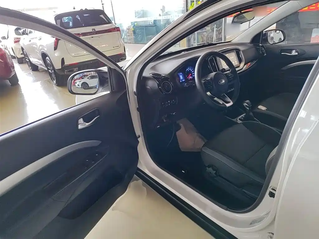 Kia KX1 2021 1.4L CVT Fun Sunroof Version фото 16