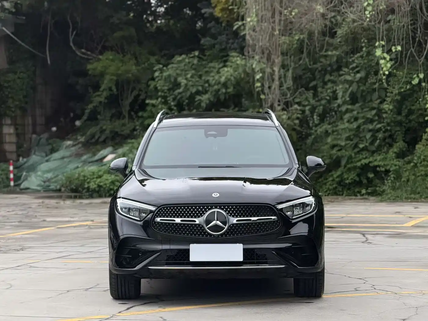 MERCEDES-BENZ GLC
