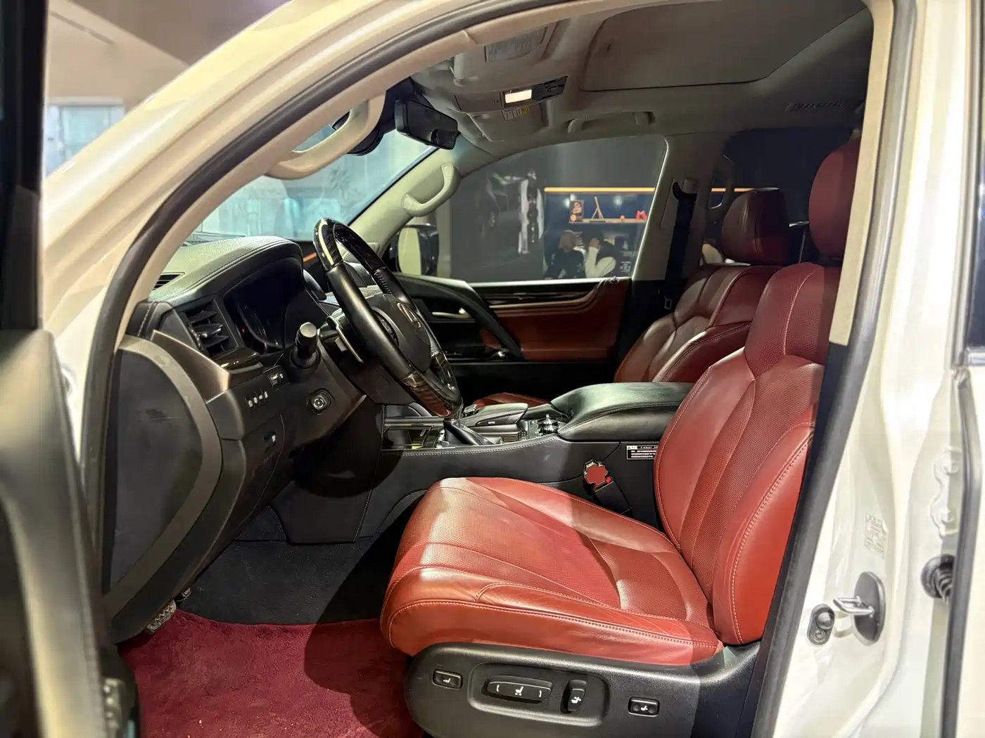 Lexus LX 2017 570 Prestige Luxury фото 8