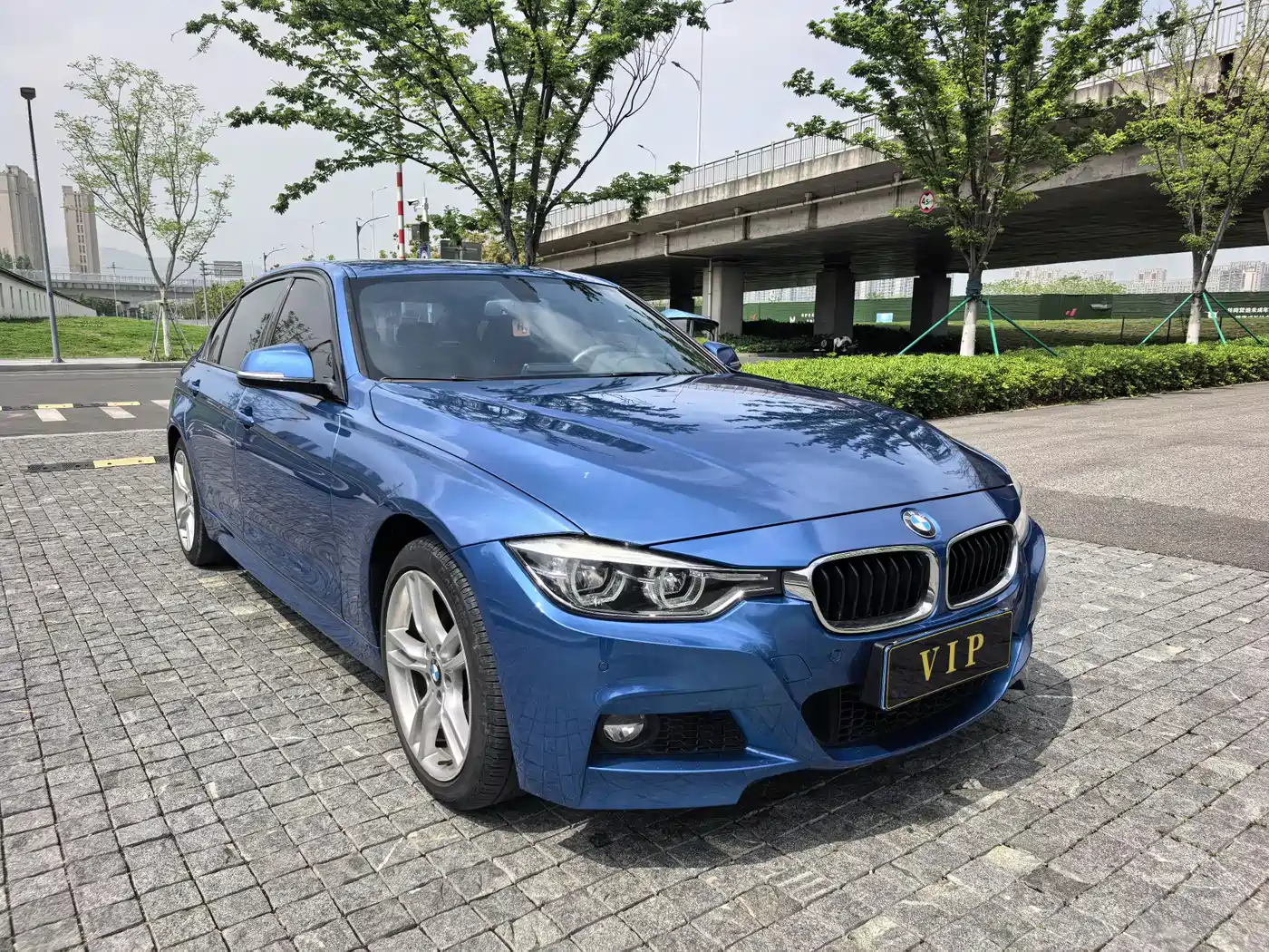 BMW 3 Series 2016 320Li Fashion Model фото 3