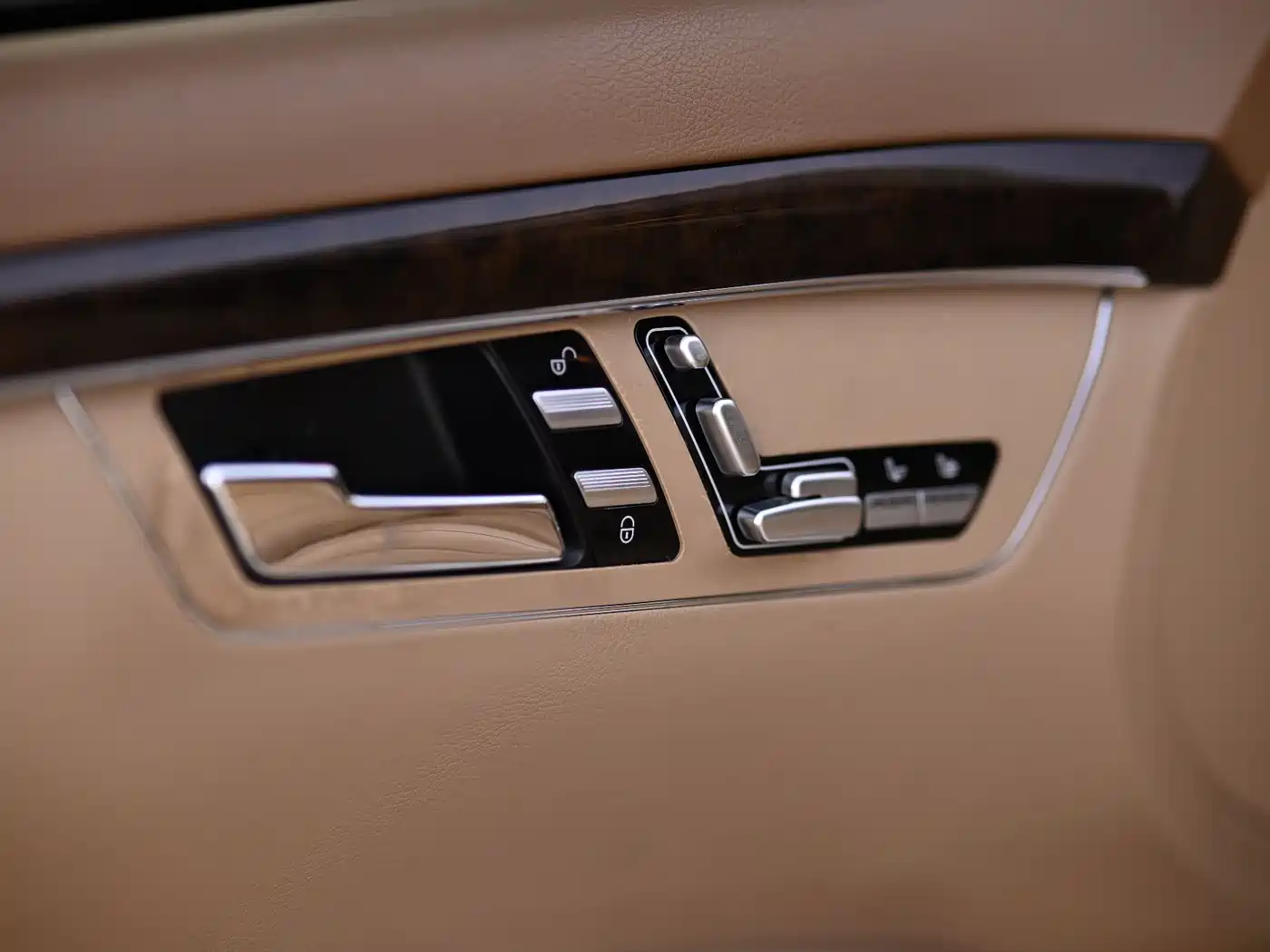 Mercedes-Benz S-Class 2010 S 300 L Luxury фото 11