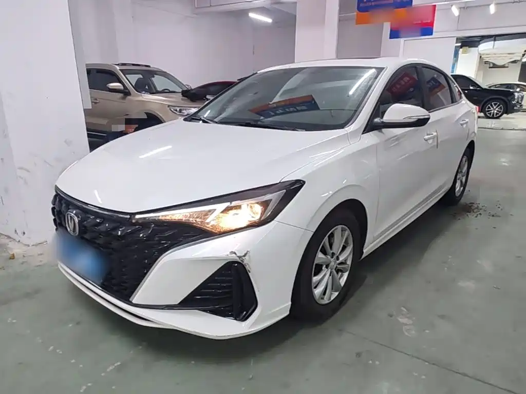 Changan Eado 2025 2025 Model PLUS 1.5L Manual Luxury Edition