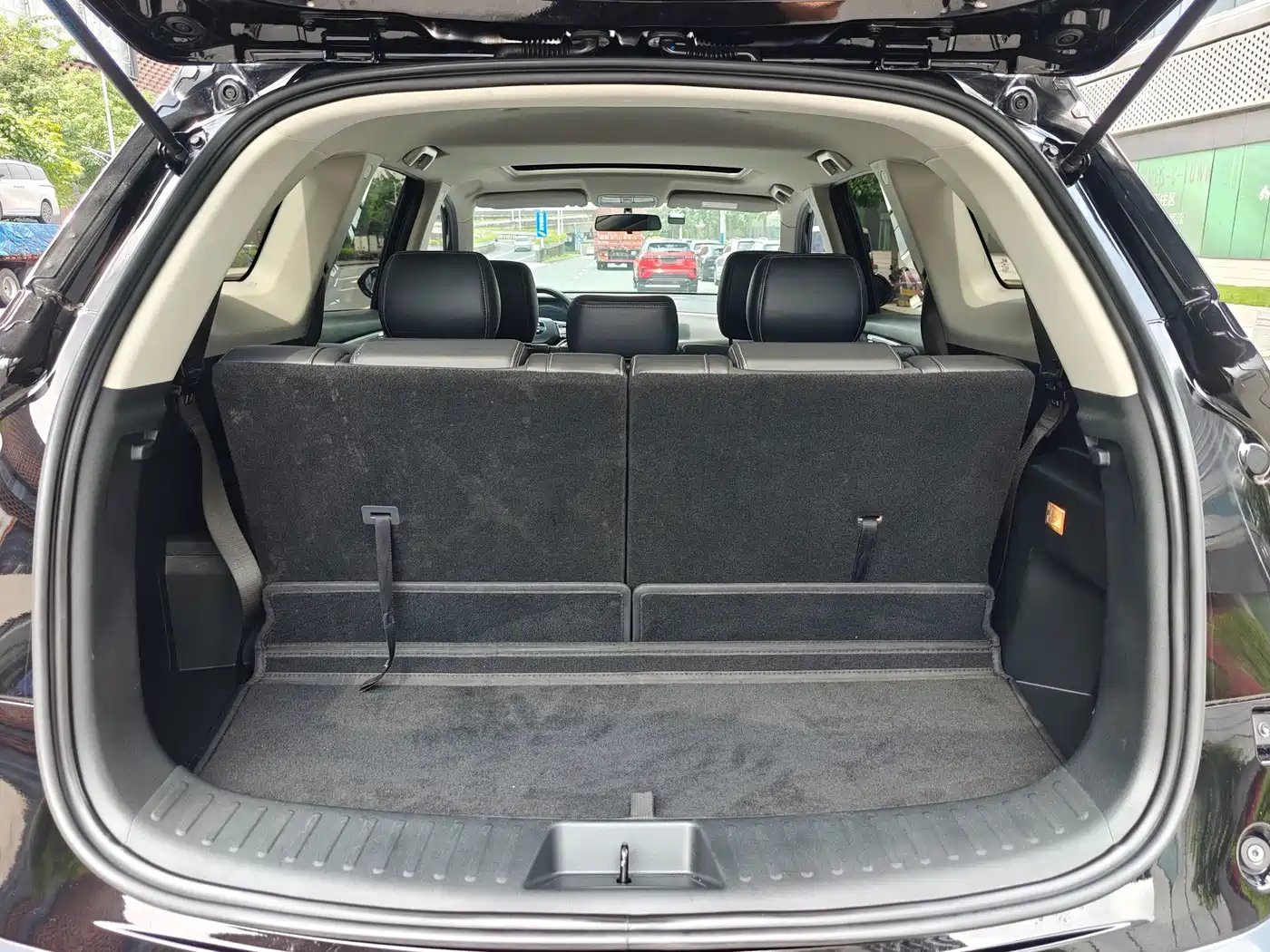 Landian E5 2024 2024 Glory Edition 100KM Premium Type 7-Seater
