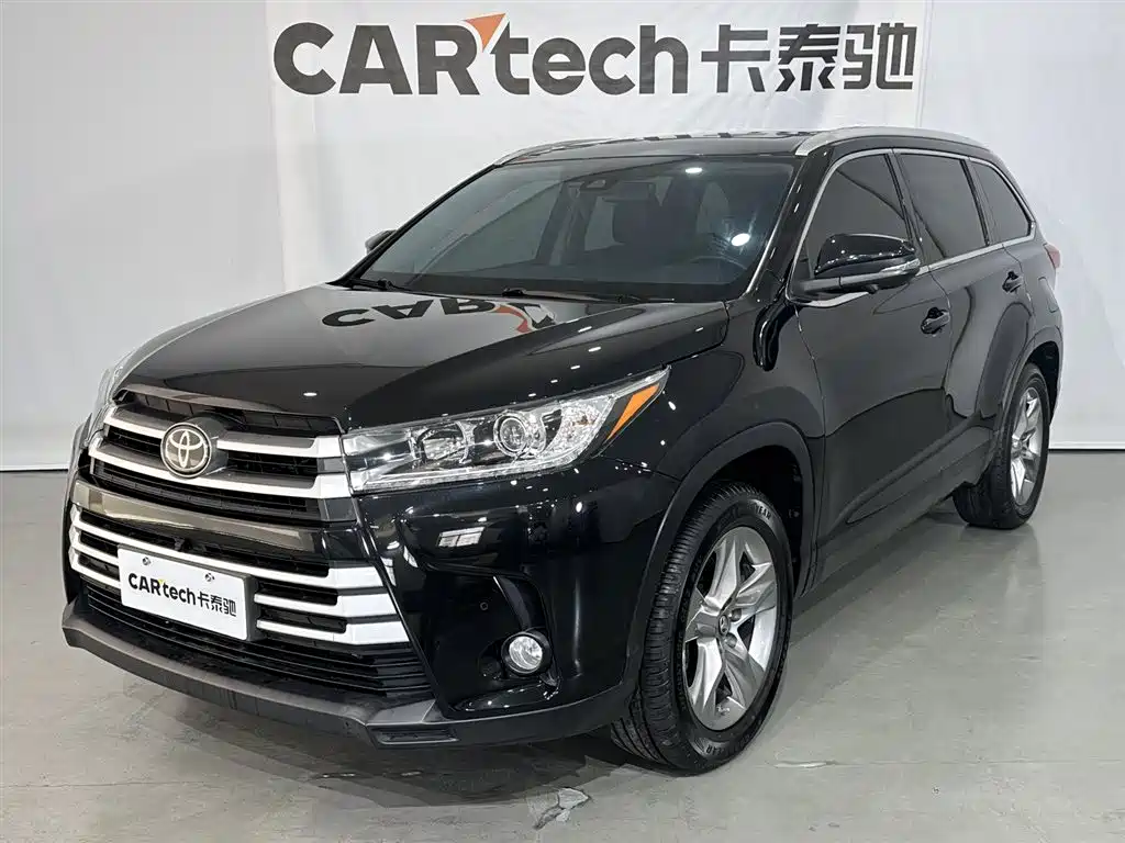 Photo 1 - Toyota Highlander