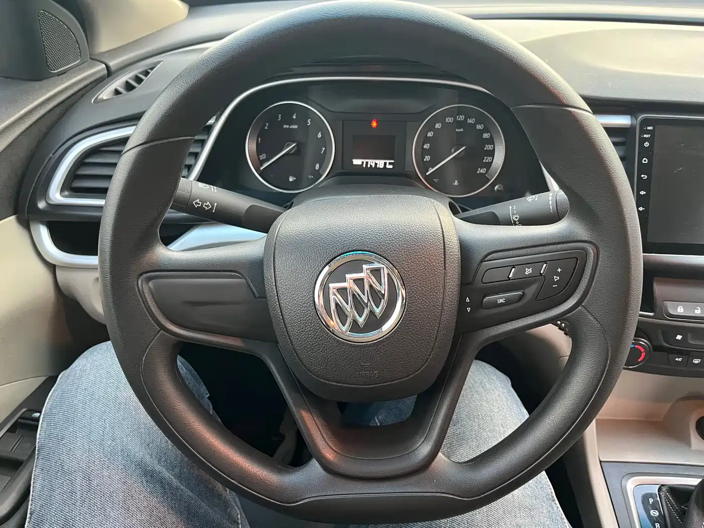 Buick Excelle 2016 15N Automatic Progressive фото 17