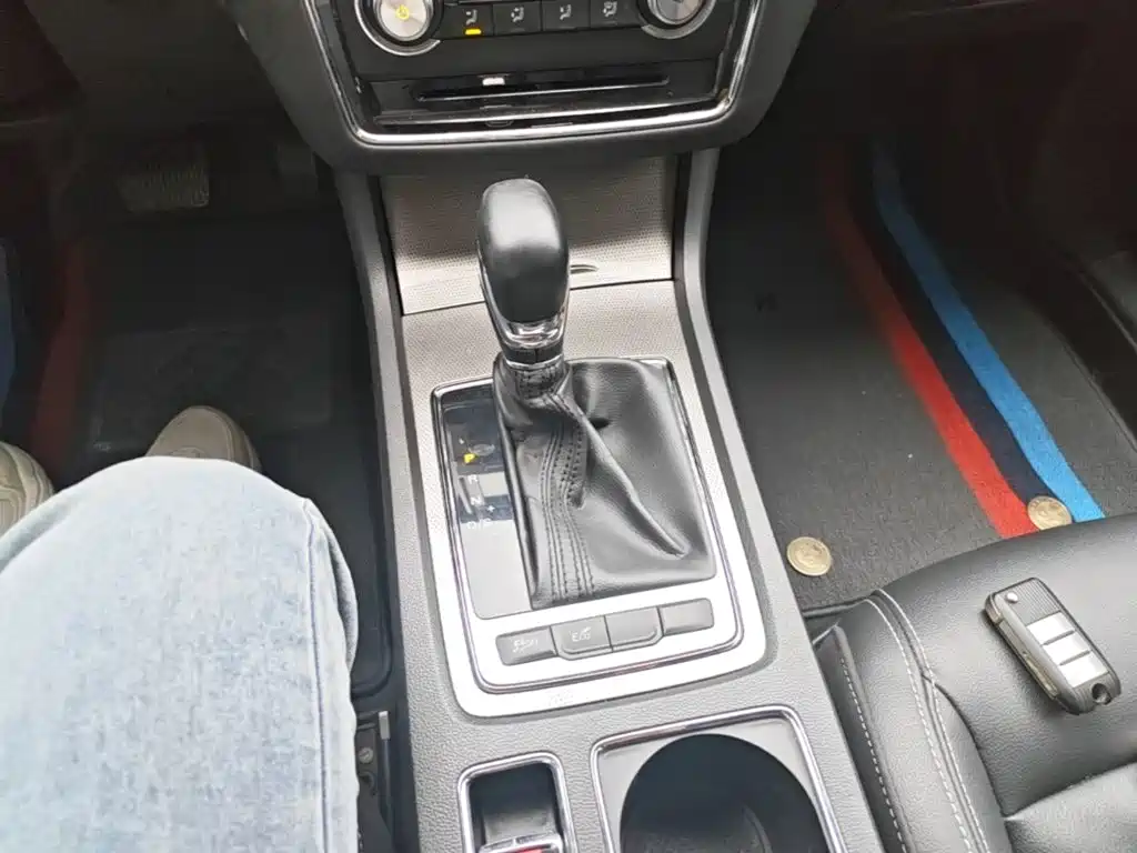 Roewe i6 2019 2018 20T Automatic Flagship Edition