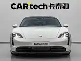 صورة 2 - Porsche Taycan